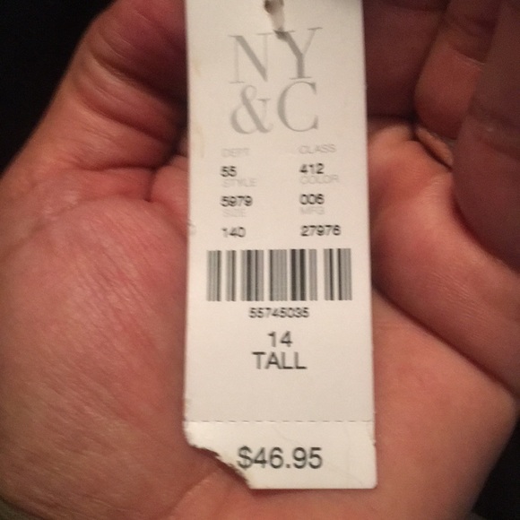 This NY&C pants are so stylish and playful 😍🔥 - Picture 9 of 9